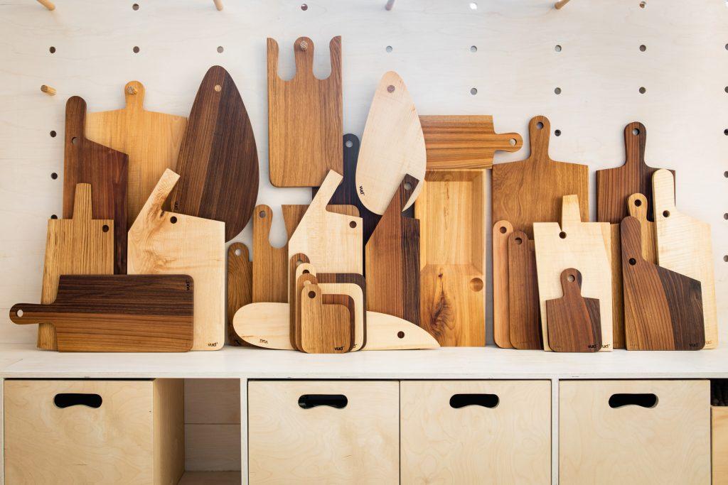 Il tagliere in cucina: legno o plastica?